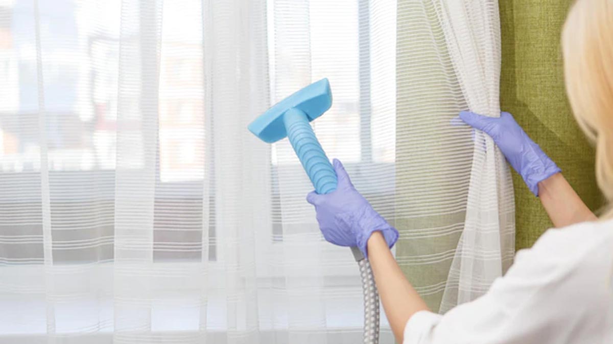 How To Clean Curtains While Hangingगंदे पर्दे को कैसे करें साफ Gande Pardo Ko Kaise Karen
