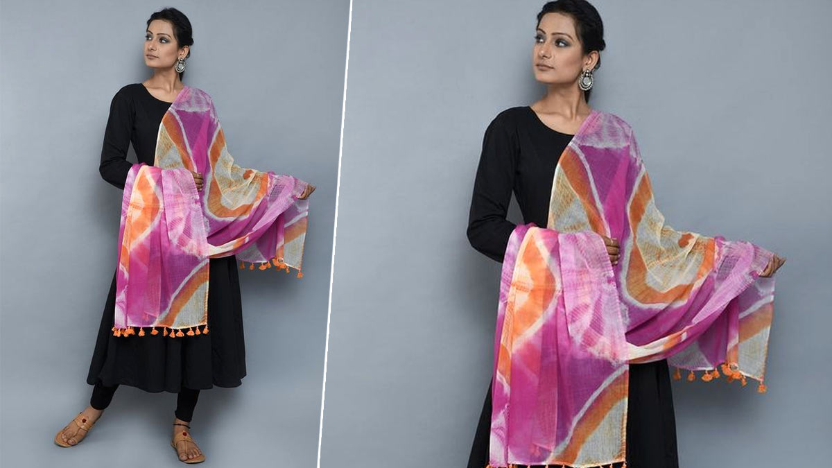 मल्टी कलर बाटिक प्रिंट dupatta designs for ladies