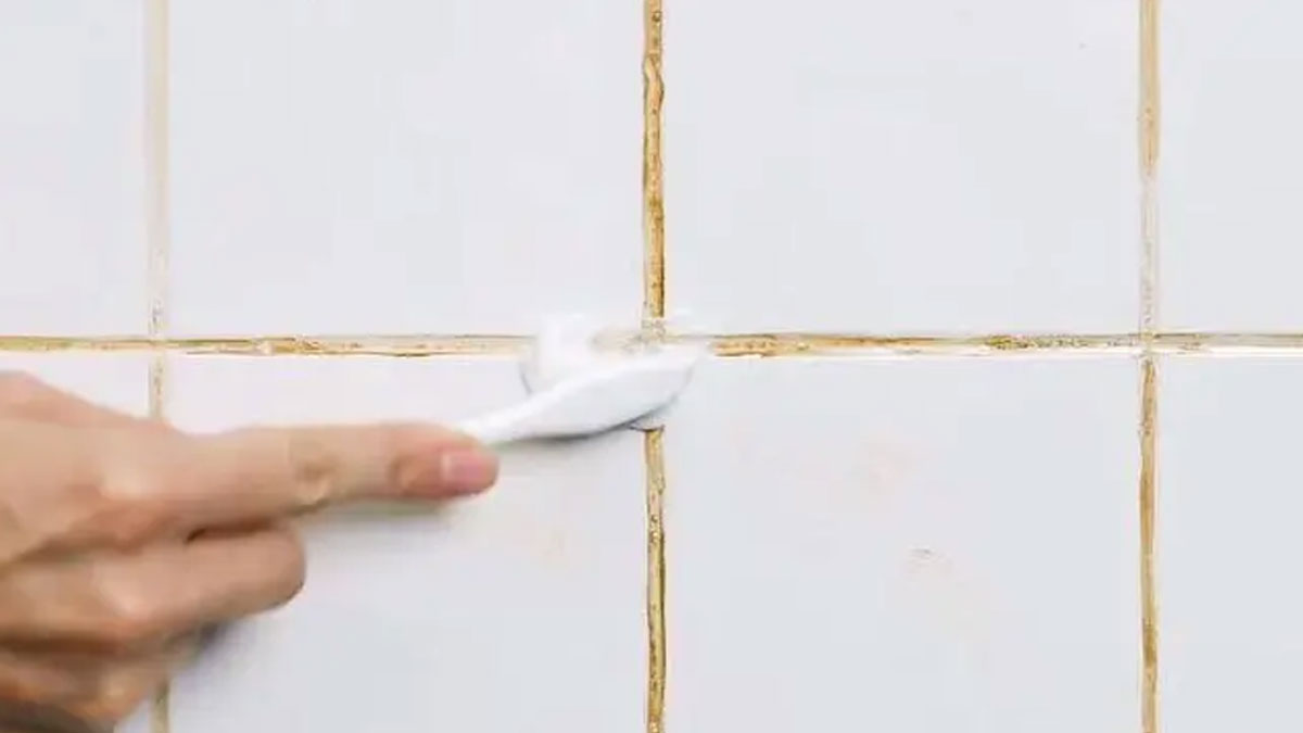 How To Clean Bathroom Tiles टाइल्स साफ करने का आसान तरीका Tiles Kaise