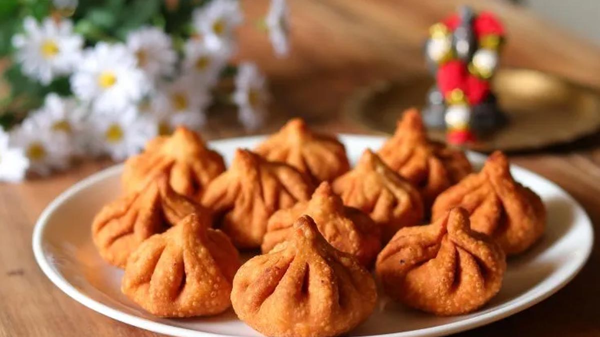 फ्राइड मोदक fried modak