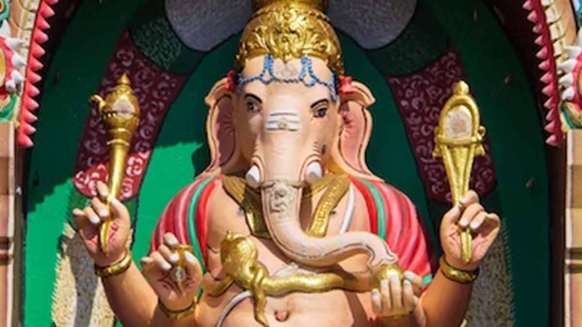 ganesh chaturthi  why ganesh ji ride mouse