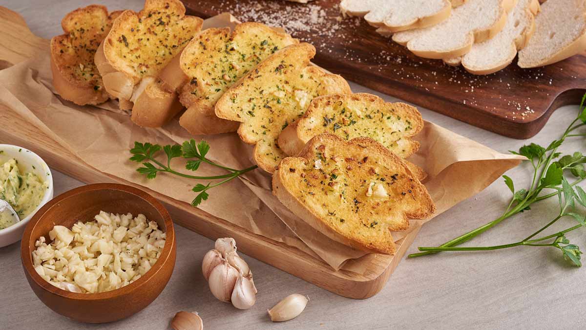 6 Dishes All Garlic Lovers Should Try6 Dishes All Garlic Lovers Should Try