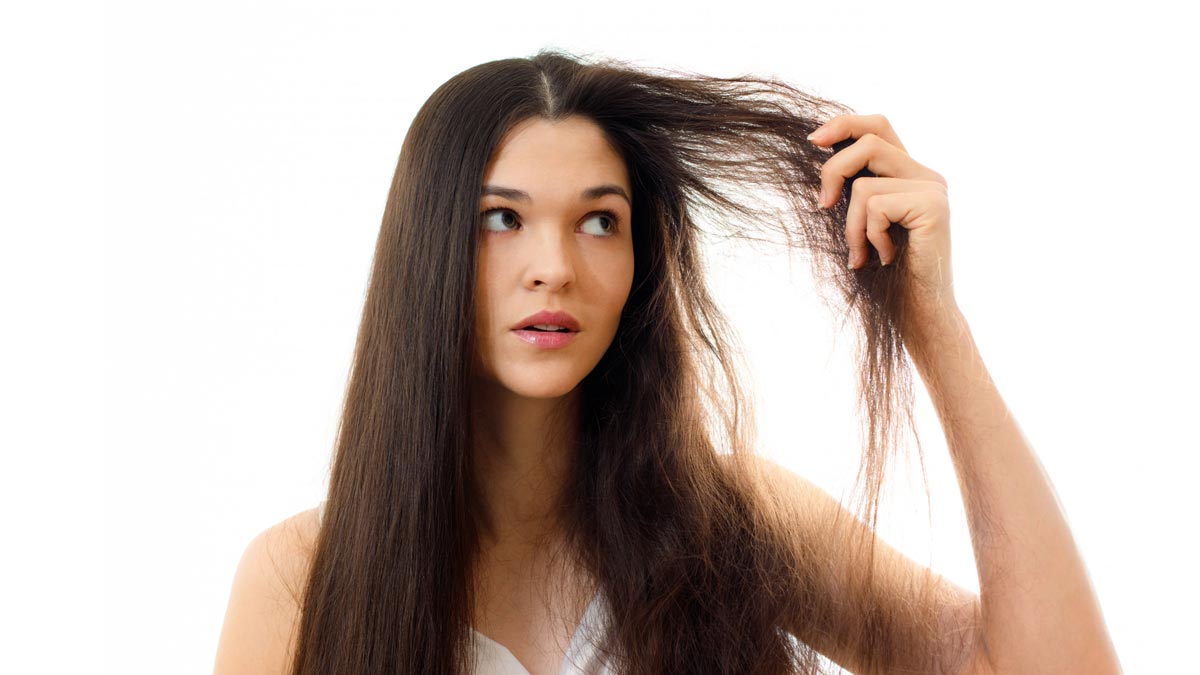 Hair Care | रूखे बाल | Baal Jhadne Ke Karan | how to protect your hair after wash to avoid dryness | HerZindagi Hair Care | रूखे बाल | Baal Jhadne Ke Karan | how to protect your hair after wash to avoid dryness | HerZindagi
