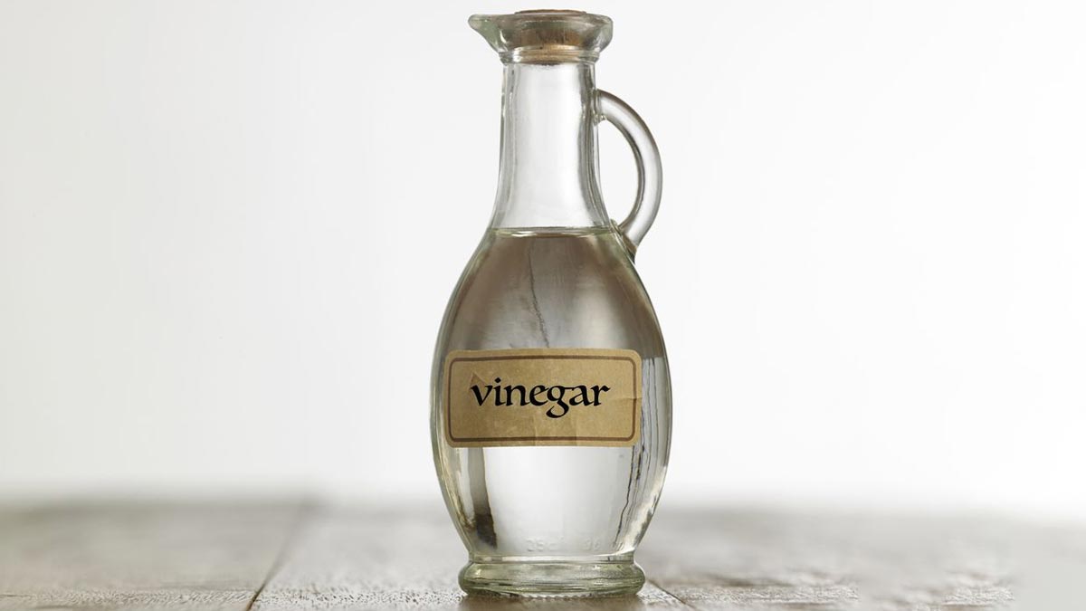 how to remove stains from balcony tiles with venegar