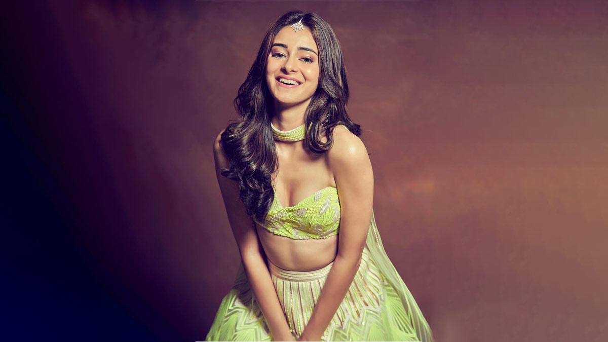 Ananya Panday | Neon Green Dresses | Styling Tips | Herzindagi Ananya Panday | Neon Green Dresses | Styling Tips | Herzindagi