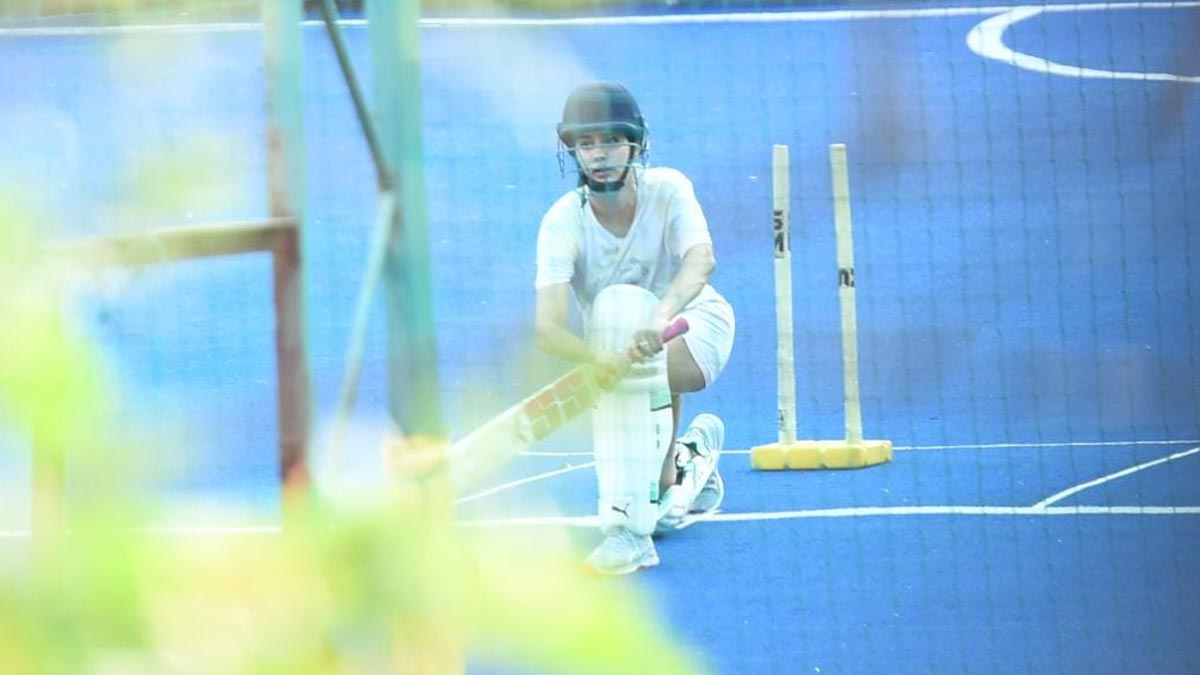janhvi kapoor play cricket