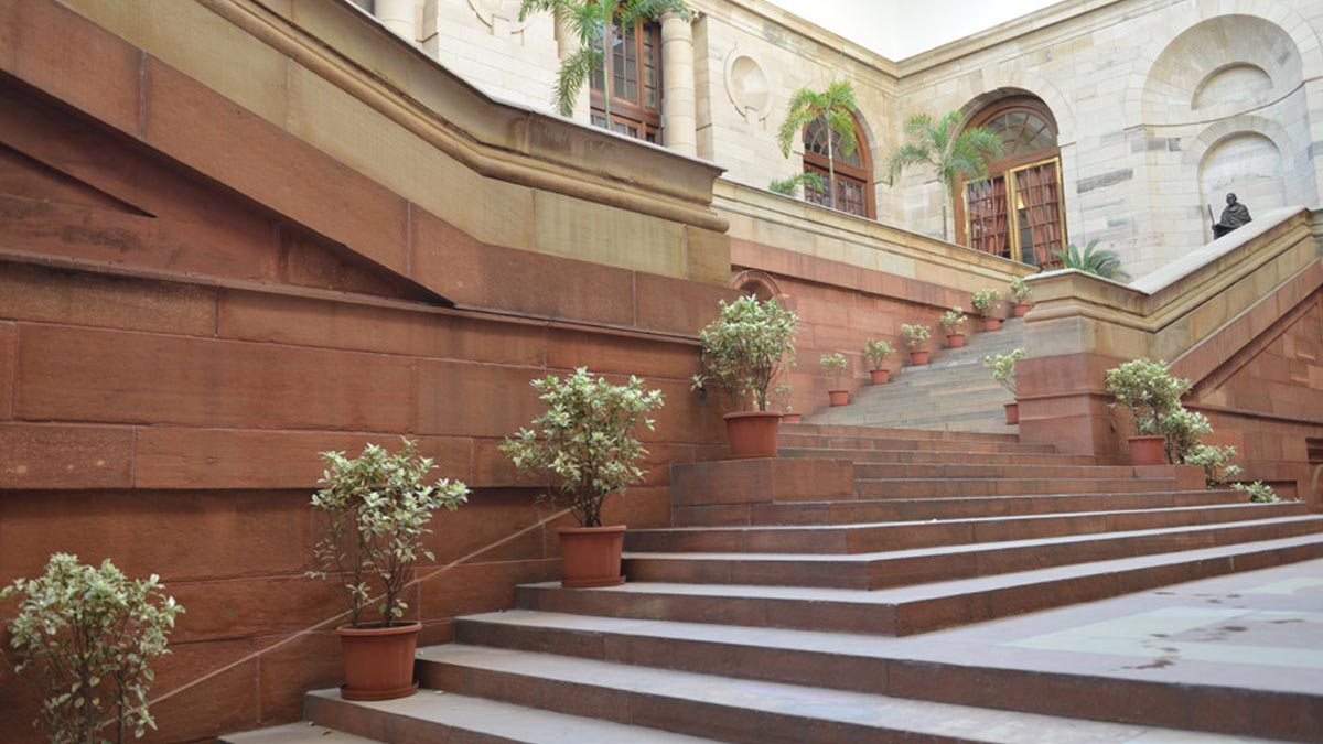 lutyens' grand stairs