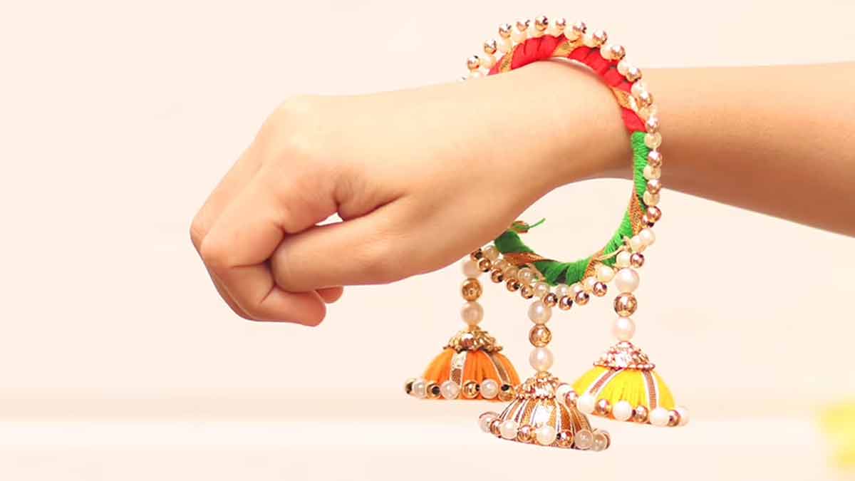 rakhi for female