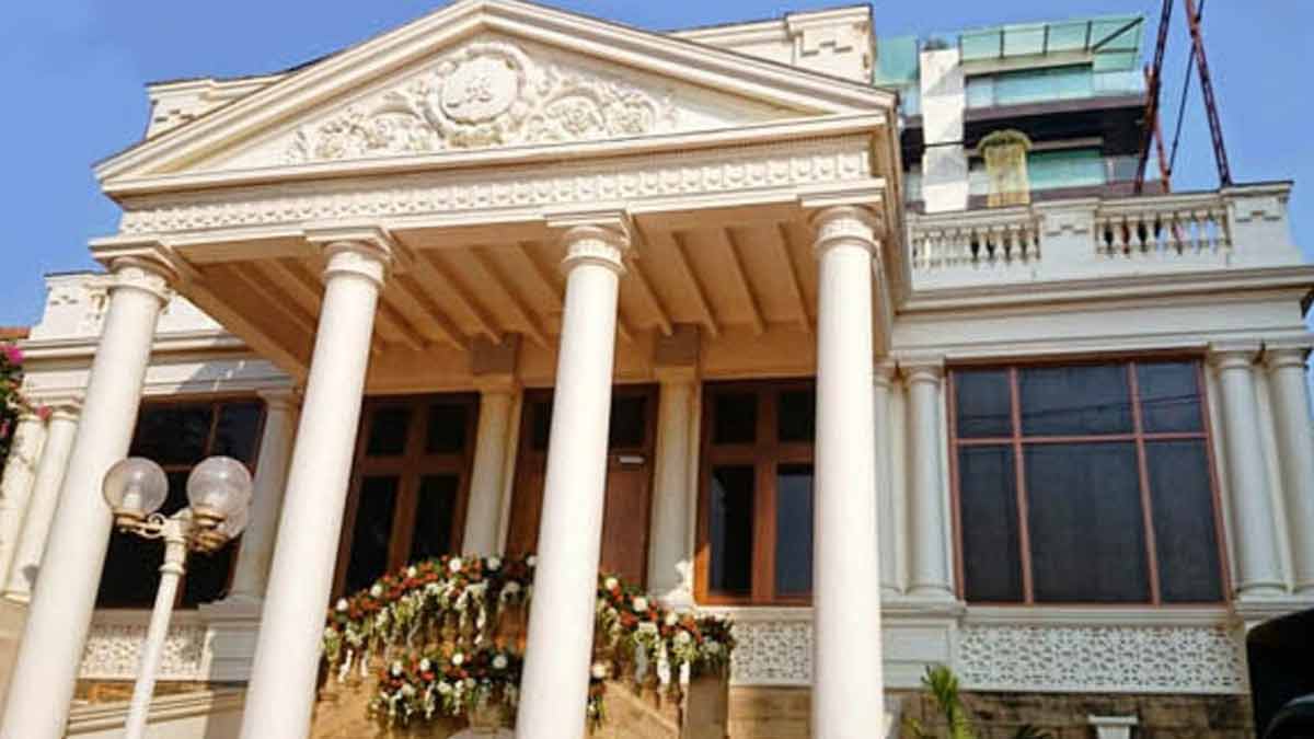 शाहरुख खान shahrukh khan and mannat