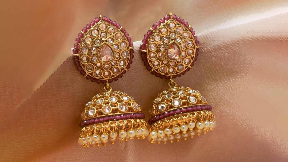 Kundan Jhumka Designs| झुमका के लेटेस्ट डिजाइन| Gold kundan Jhumka Ke  Designs | latest kundan jhumka designs | HerZindagi
