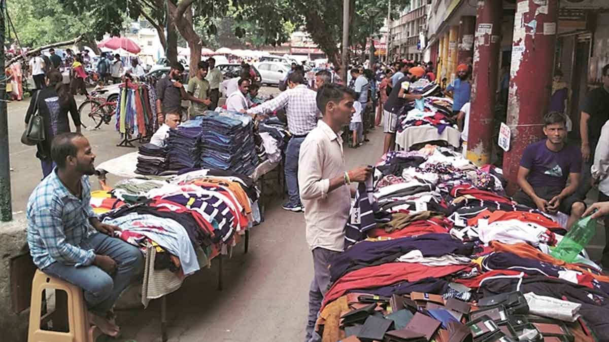 street market in chandigarh in hindi