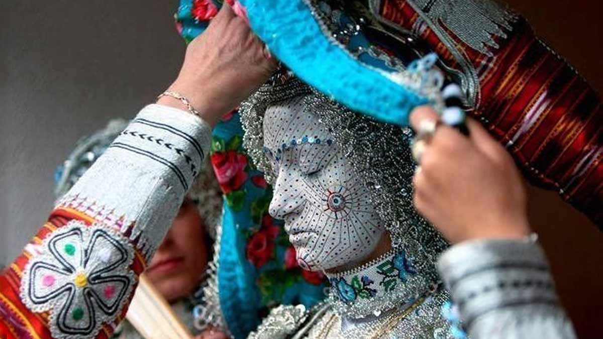 weird marriage ritual