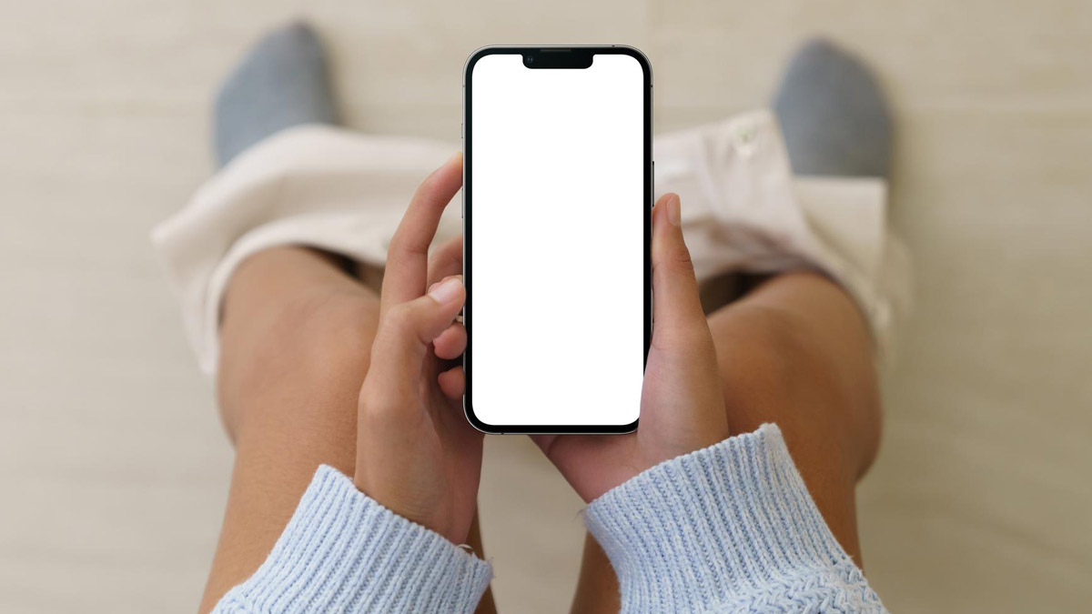 why not to use phone in bathroom or toilets