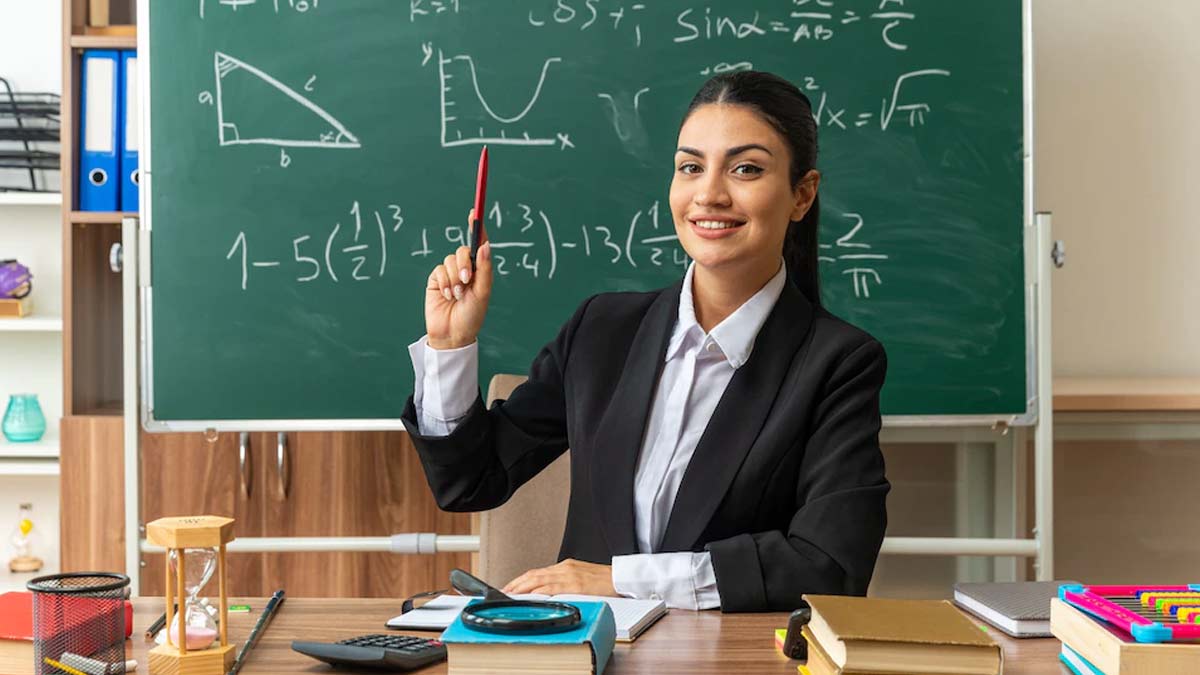 How Can I A Private Teacher In India प्राइमरी स्कूल की टीचर कैसे बने School Teacher