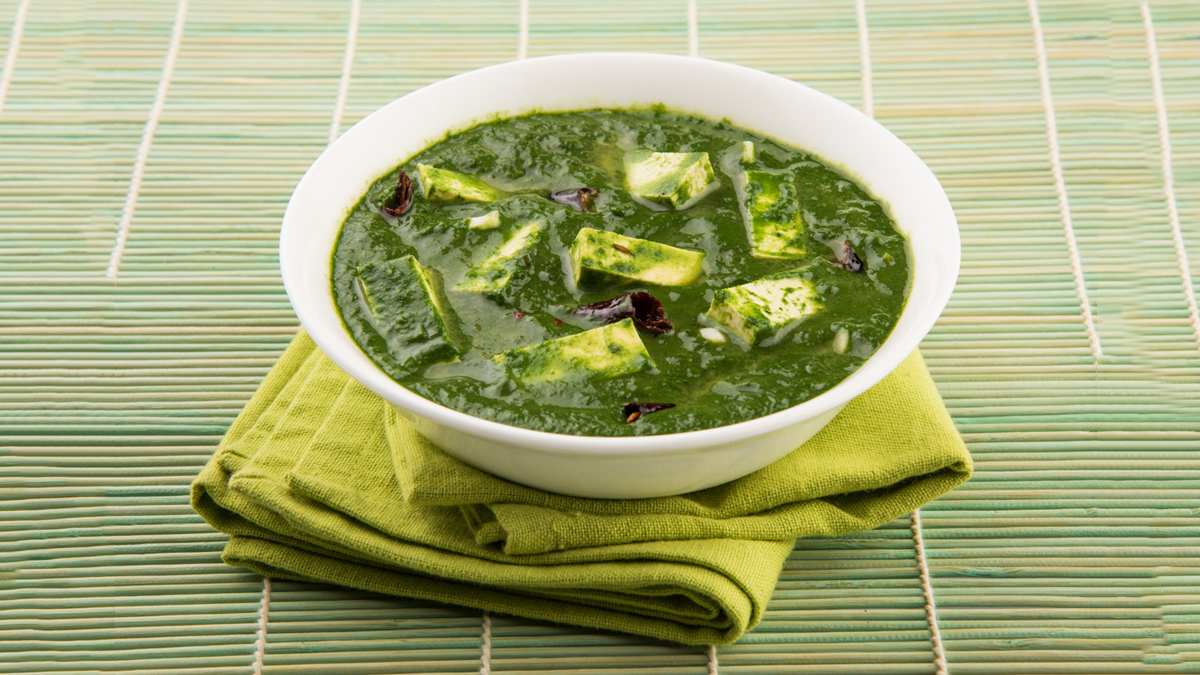Palak Paneer Paneer Recipes Palak Paneer Recipe HerZindagi