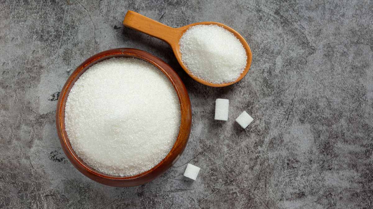 White Sugar And Brown Sugar  व्हाइट शुगर और ...