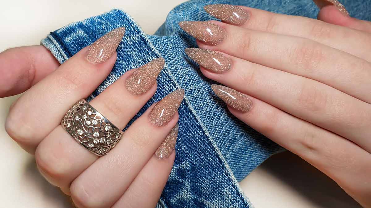 acrylic nails and gel nail extensions
