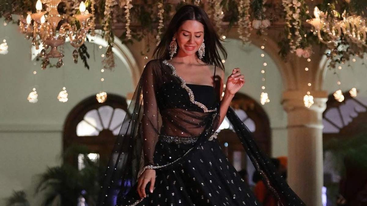 Black Clothes काले कपड़े होते हैं अशुभ Black Clothes Ki Astrology