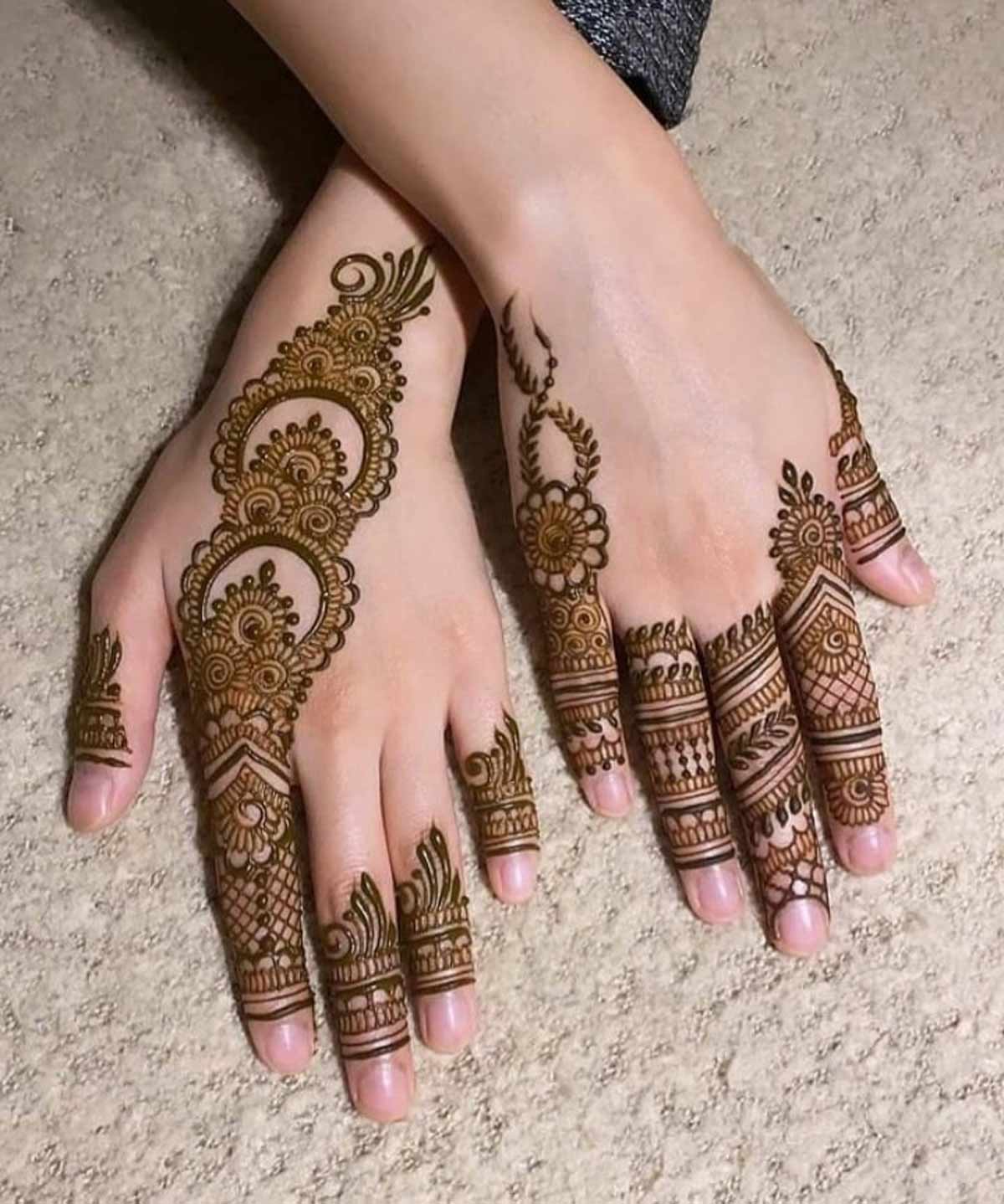 fingertip mehndi designs