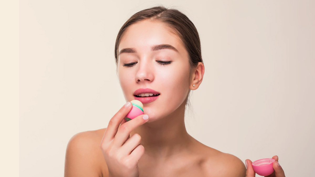 How To Make Chamomile Lip Balm कैमोमाइल से बनाएं लिप बाम Chamomile Se