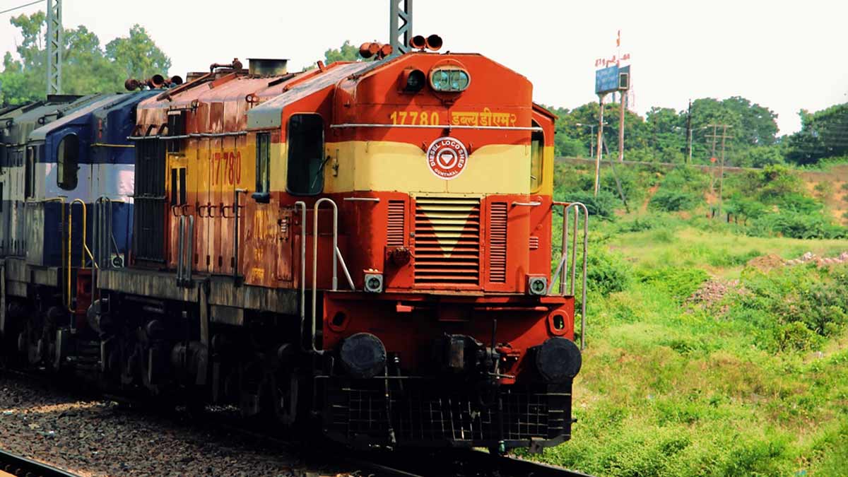 can-i-book-an-entire-coach-in-train