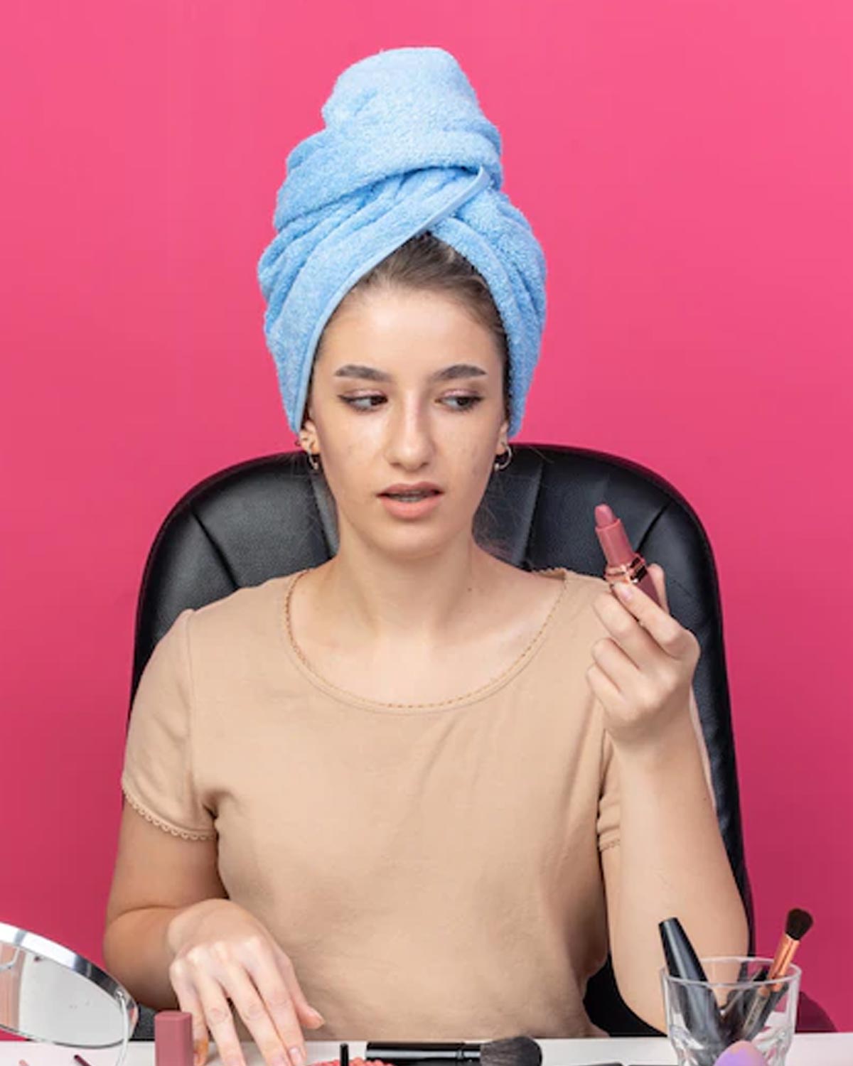 how to use lipstick as color corrector