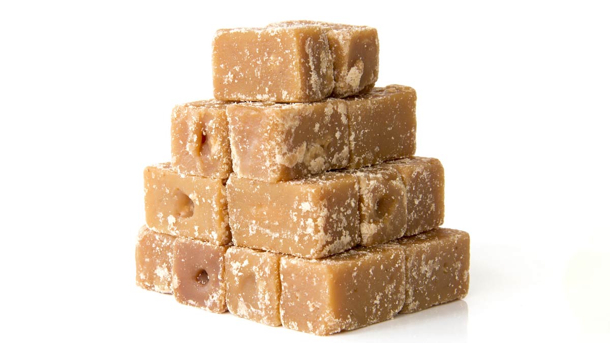 jaggery to regulate period