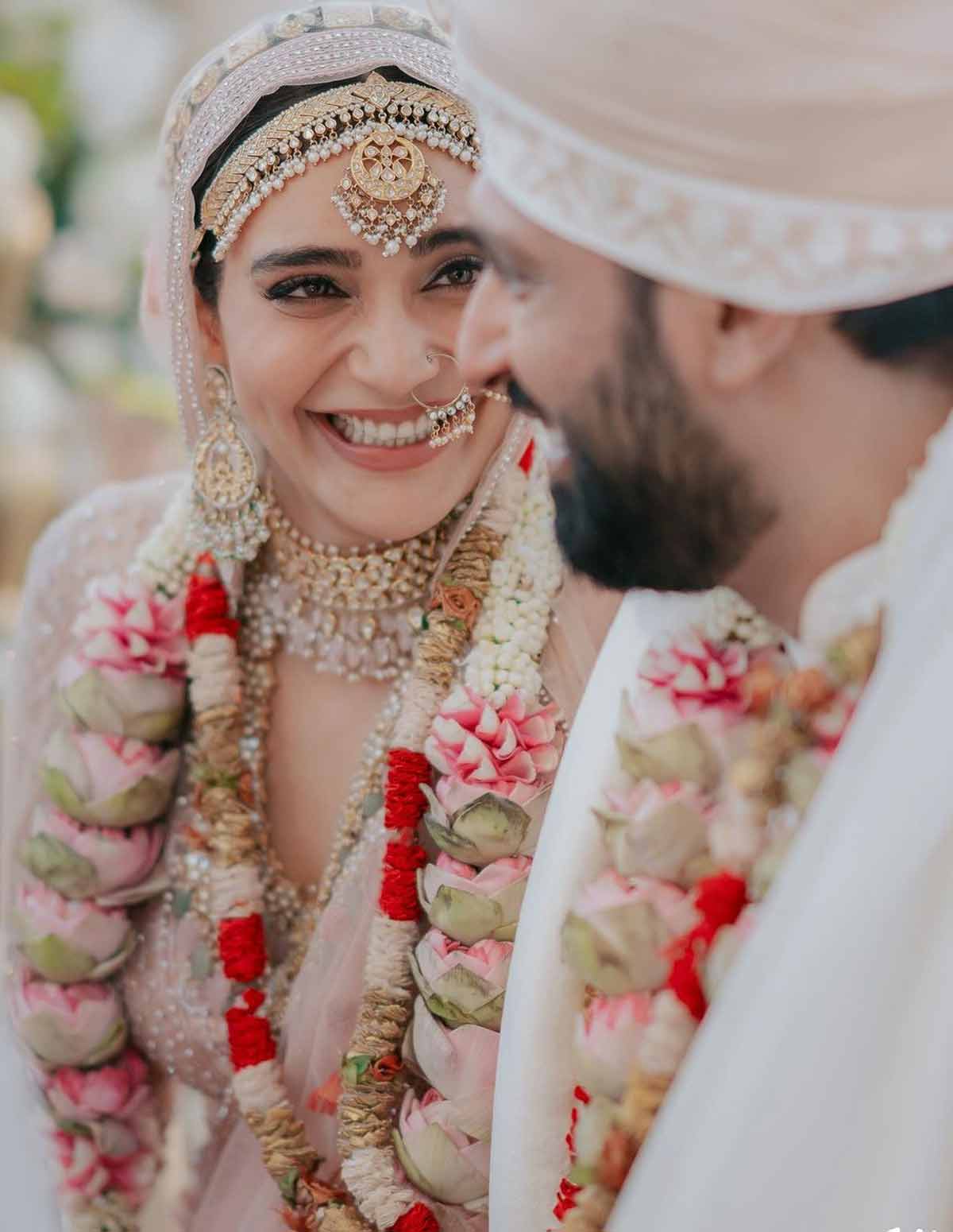 karishma tanna wedding makeup 