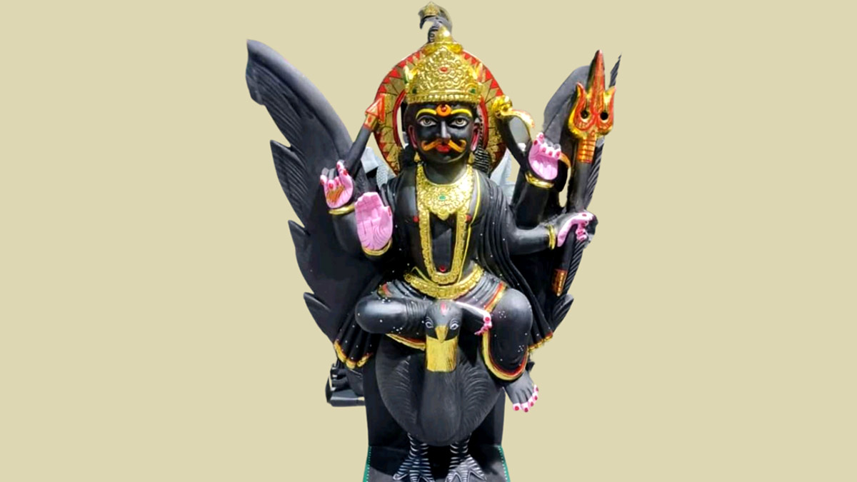 Shani Dev| शनि देव की पूजा | Shani Dev Ki Murti | why ...