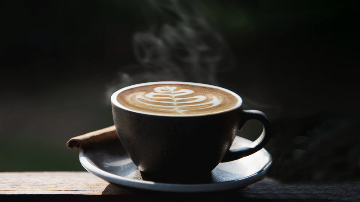 Oral Health Side Effects Of Coffee| कॉफी से ओरल हेल्थ को होने वाले नुकसान |  Coffee Se Oral Health Ko Hone Wale Nuksaan | side effects of having coffee  on oral health | HerZindagi