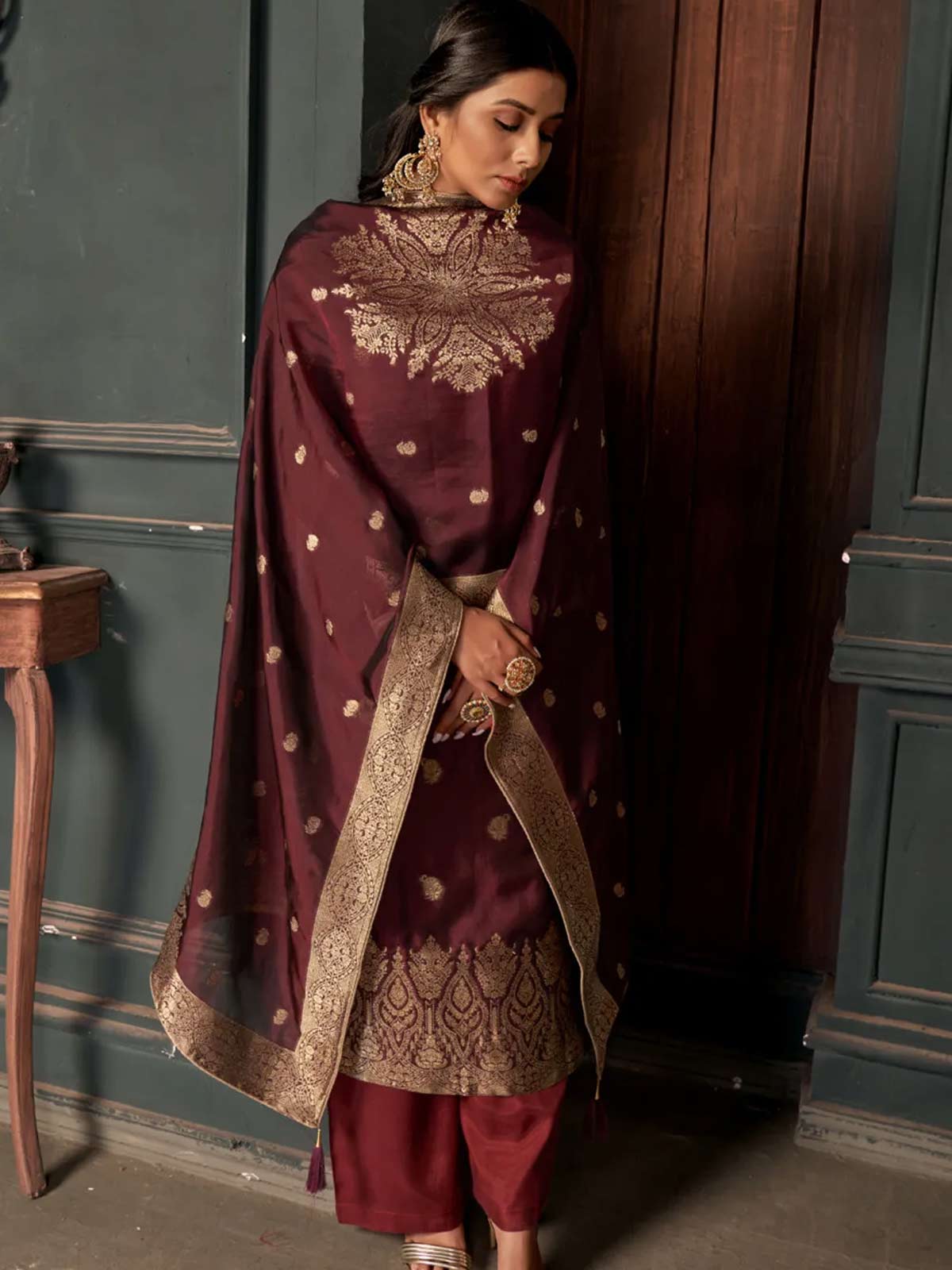 pakistani suit deisgn