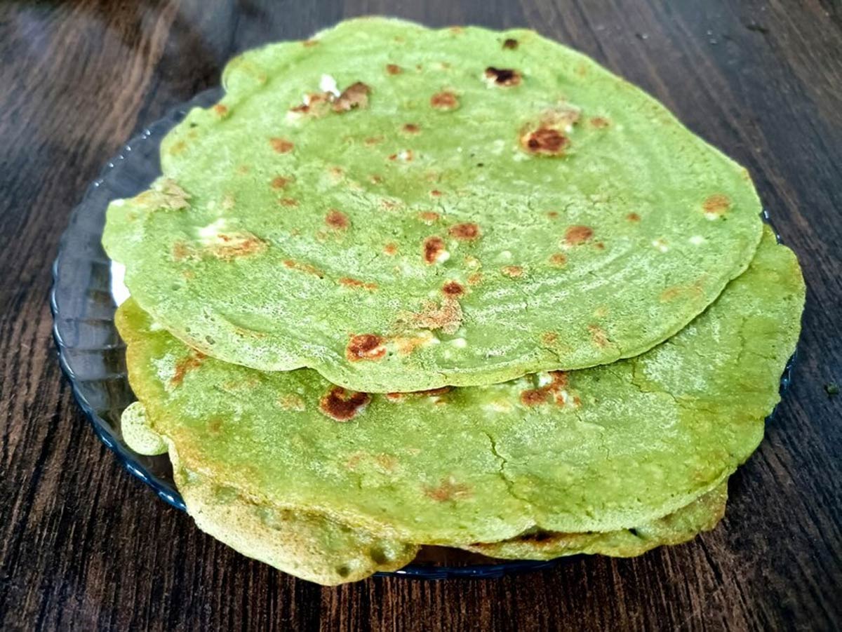 palak paneer paratha