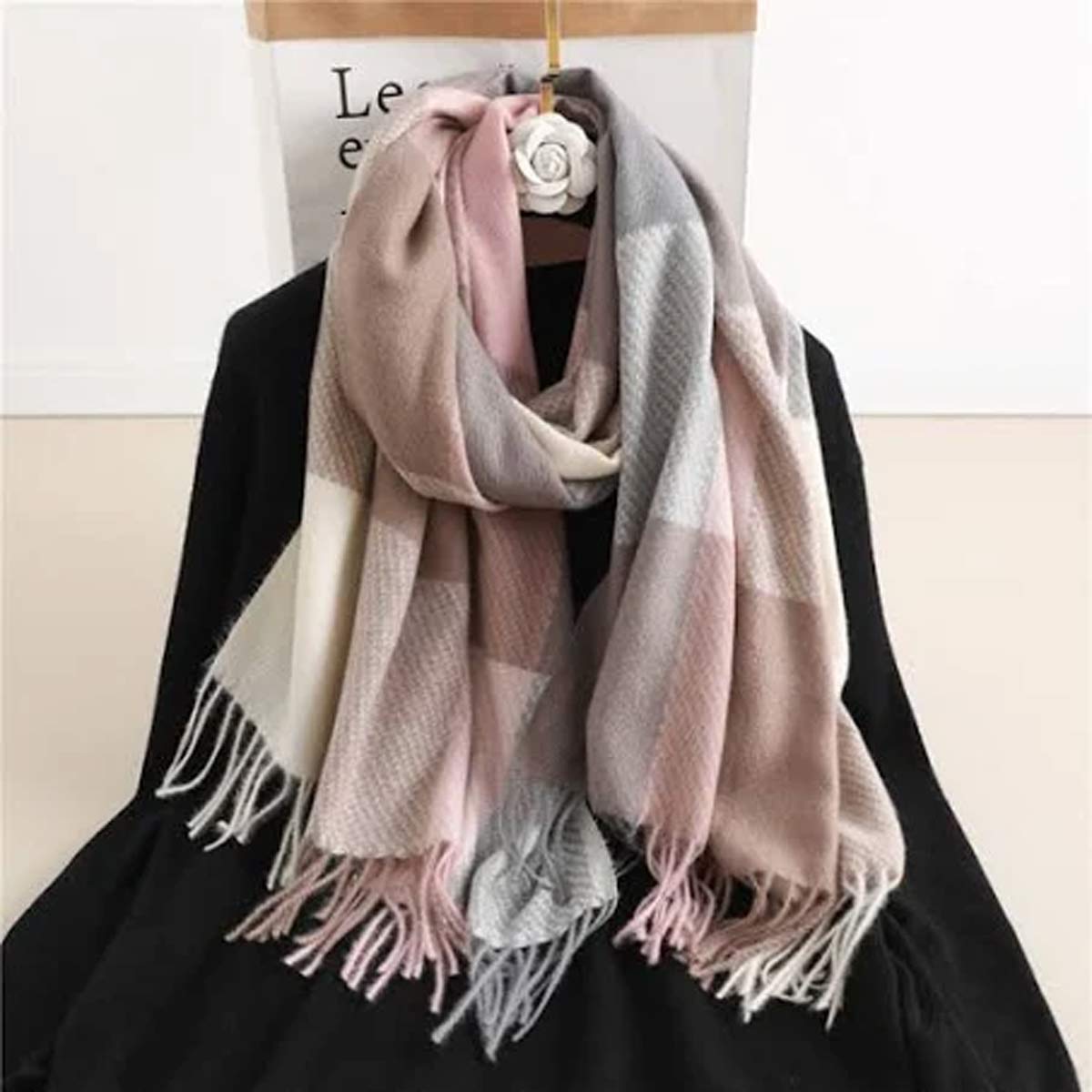 Winter Scarves Designs। स्कार्फ स्टाइल। Women Ke Liye Scarves