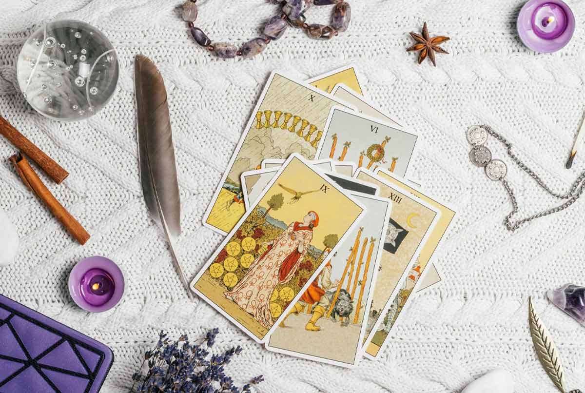 tarot predictions  love