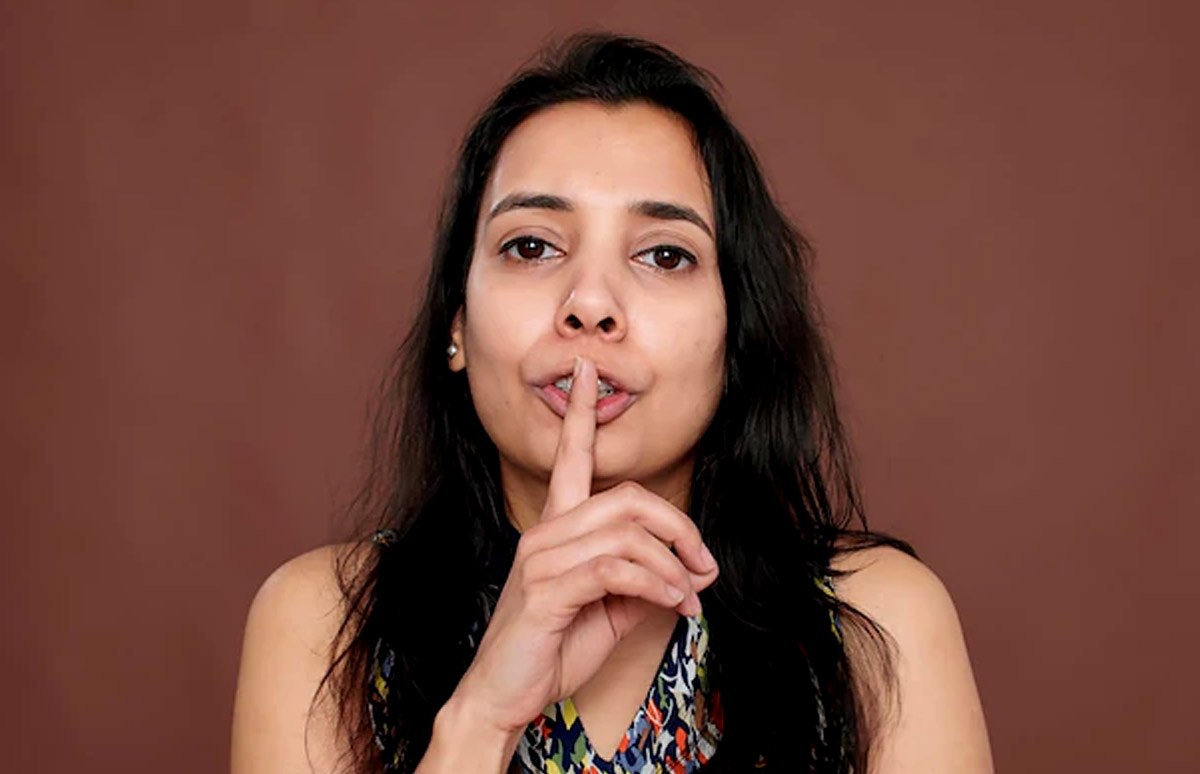 महिलाओं को चुप क्यों रहना चाहिए। Gender Stereotypes। Ladkiyon Ke Sath  Bhedbhav Kyu Hota Hai | why people force women to remain quiet | HerZindagi