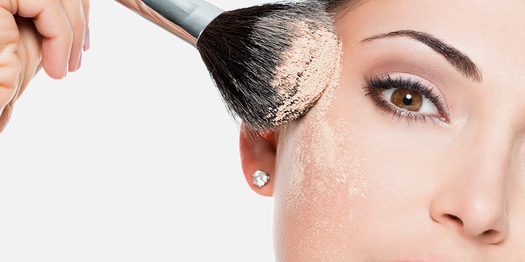 What Is The Difference Between Compact Powder And Loose Powder