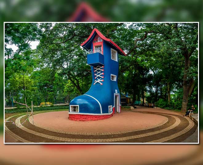 हैंगिंग गार्डन best places to visit in mumbai with kids inside