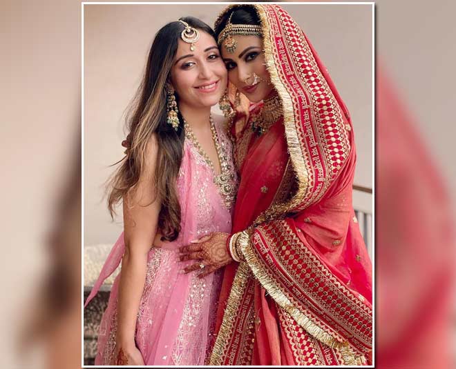 bridal  dupatta  decoration