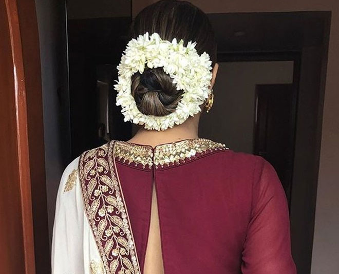 25 Gorgeous Gajra Hairstyles, Plus DIY Tutorials | Bridal hair, Types of  dresses, Girls fashion clothes