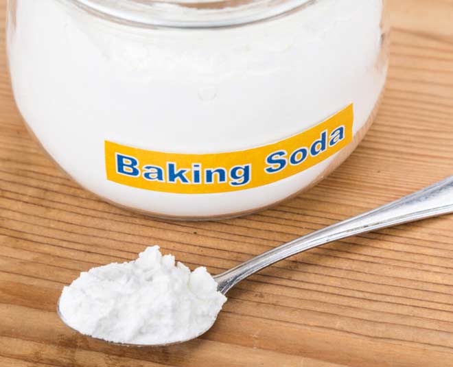 get rid of bugs from kitchen dustbin inside 