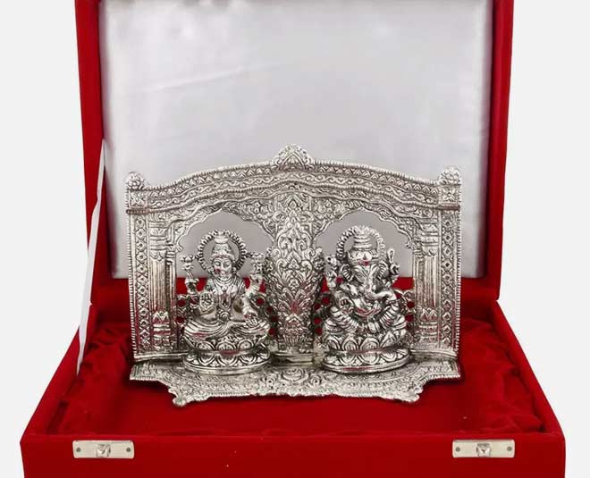 Buy Dulhan Gifts Online In India - Etsy India
