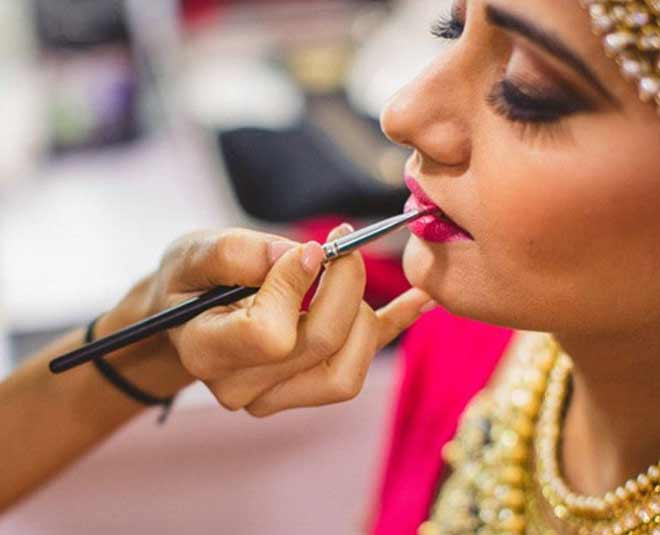 Airbrush Vs Hd Makeup: Which One Is Better For Brides? | Herzindagi