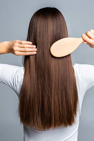5 Natural Home Remedies for Straight Hair