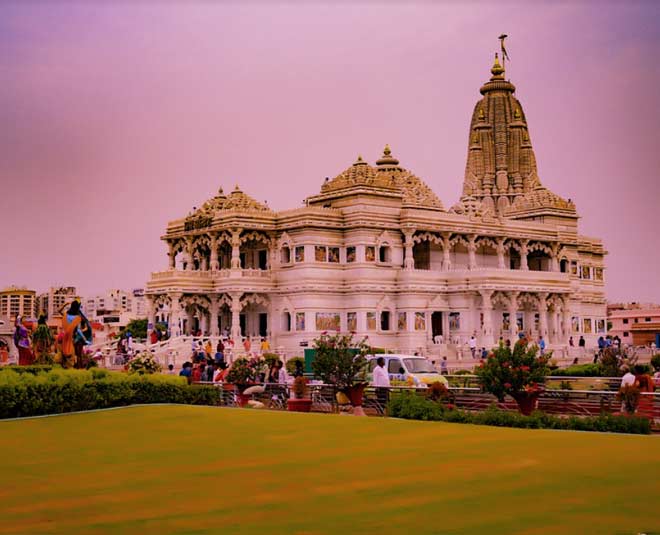 मंदिर दर्शन करें krishna temple