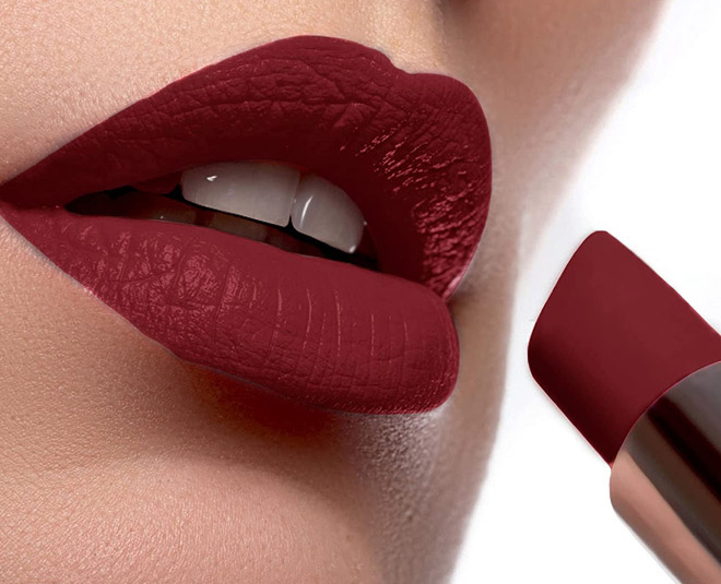 lip crystal makeup look