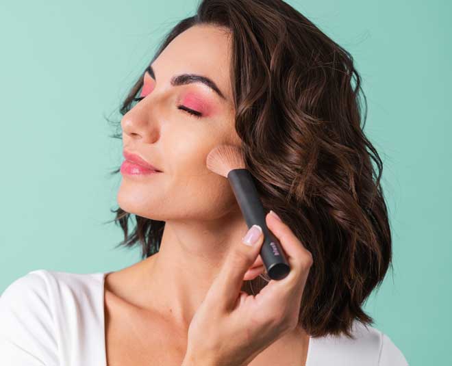 lip liner as contour