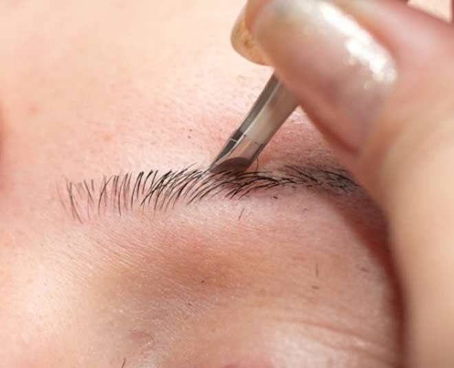 pain and eyebrow plucking