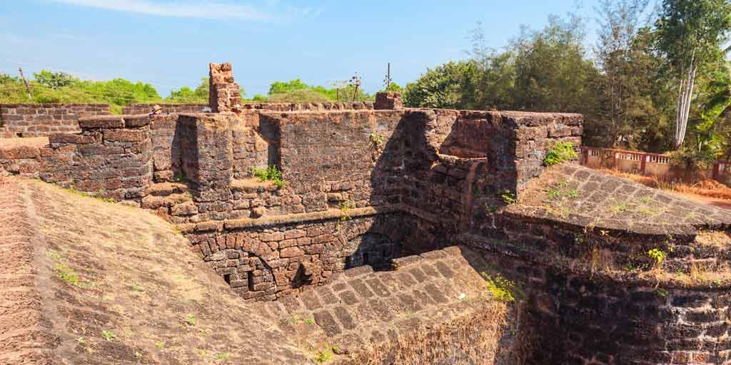 5 Magnificent Forts To Visit In Goa For A Unique Travel Experience