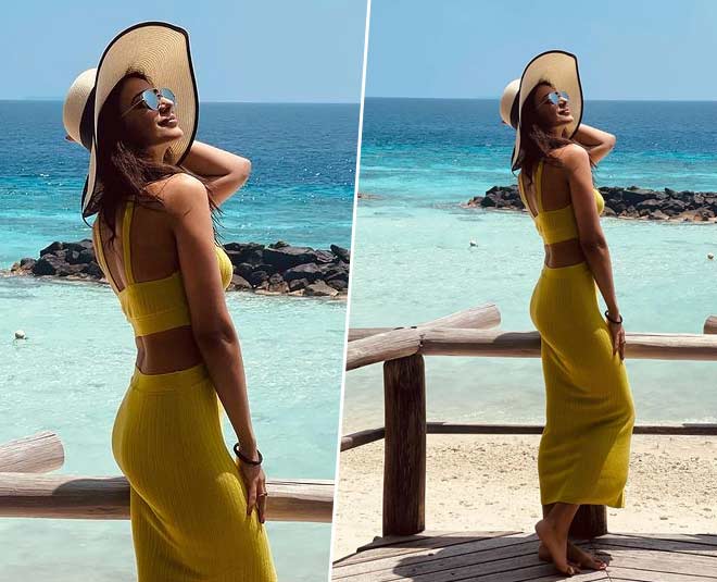 Rakul Preet Singh's Sultry Beach Looks Will Make You Want To Pack