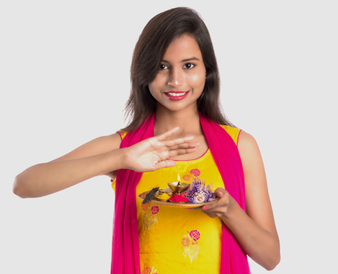 yellow clothes vishnu sahasrnaam